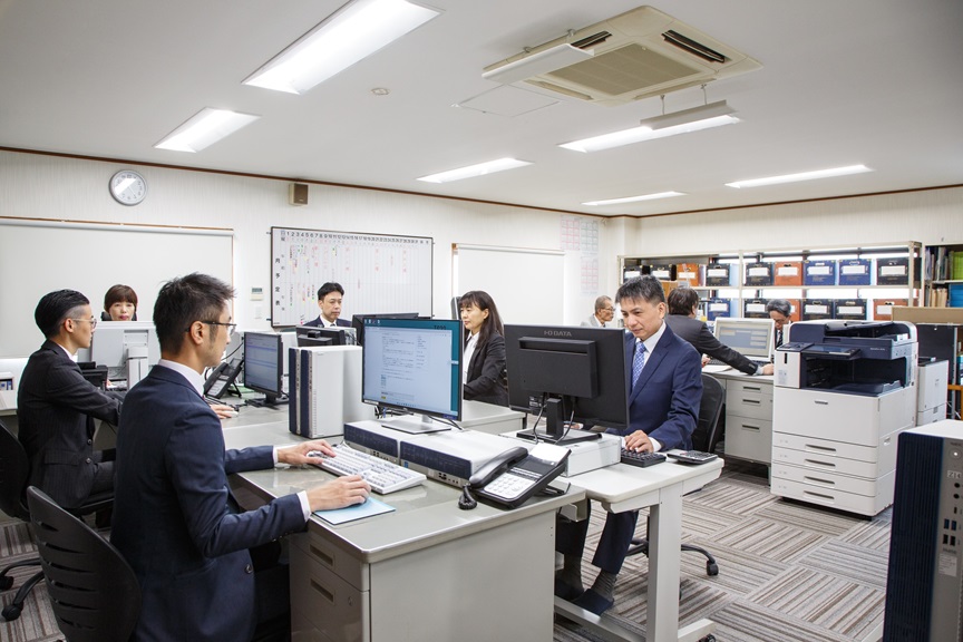 当社スタッフ